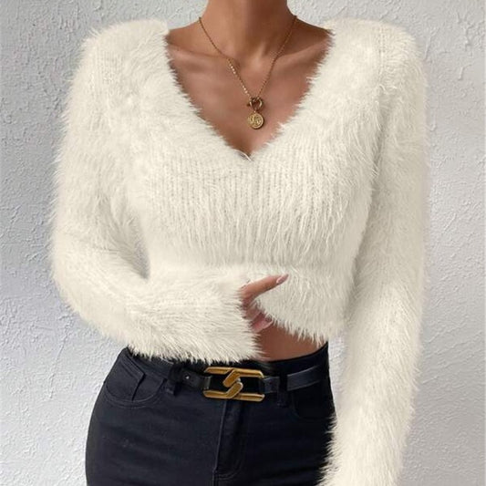 Maglione da donna corto in peluche tinta unita e scollo a V slim fit